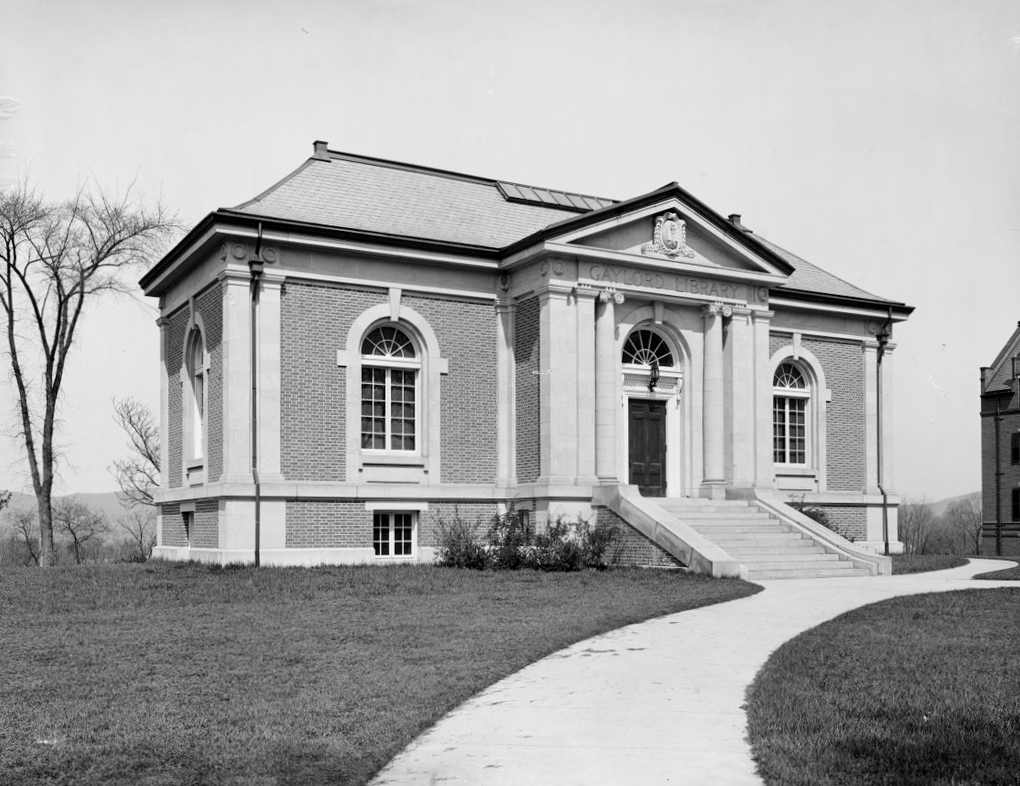 Gaylord Memorial Library