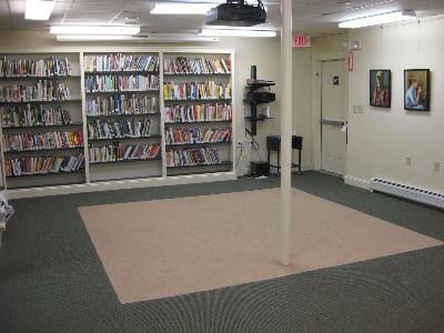 Image of the Library's downstairs meeting area